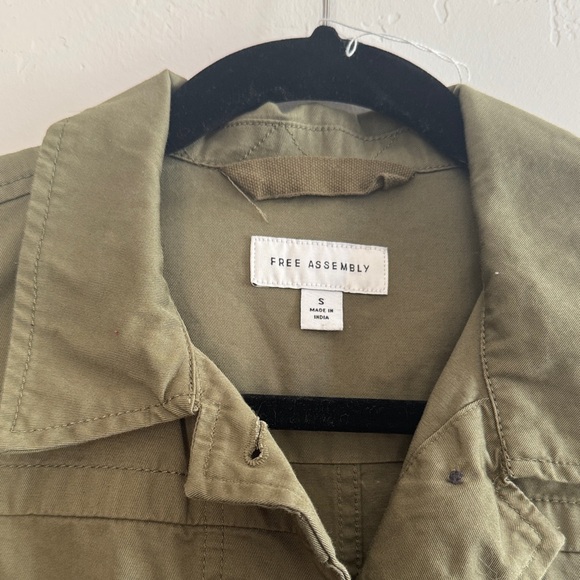 The Arrivals Women's Khaki Utility Jacket - Picture 2 of 3